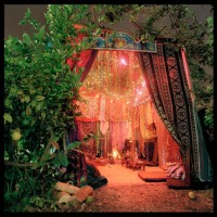 Sukkah, Avram Davis and Sarah Sheindelman residence, Berkeley